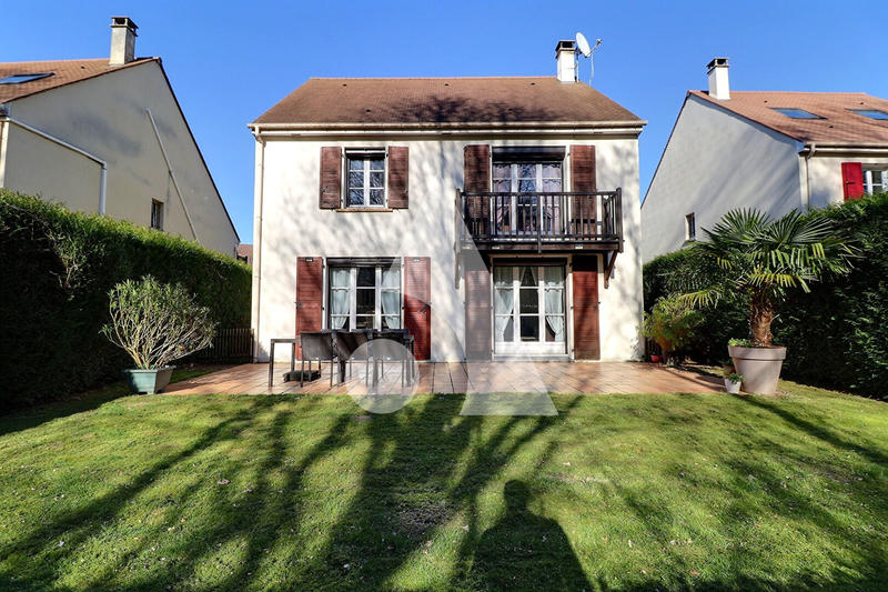 Maison - 135 m² - 6 pièces