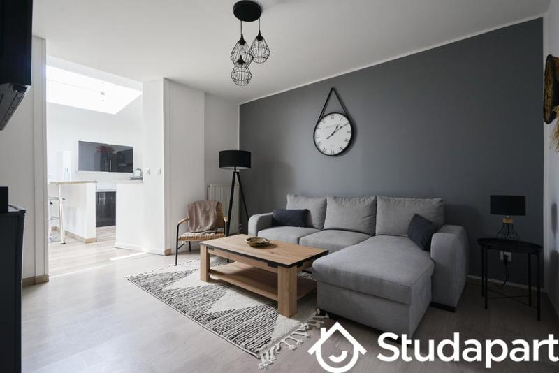 Chambre - 14 m² - 1 pièce