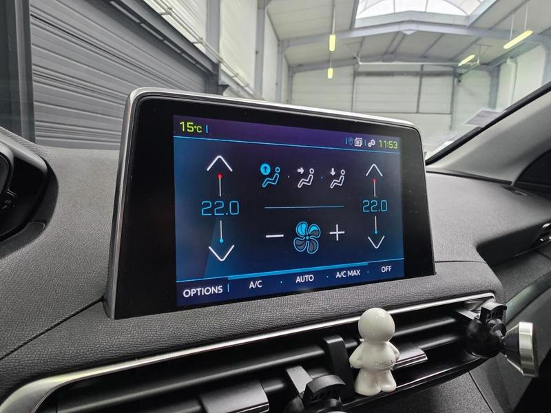 Peugeot 3008 II 1.6 225h 180 Hybrid Eat8 Allure