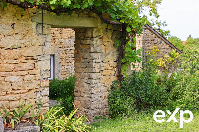 Maison - 301 m² - 7 pièces