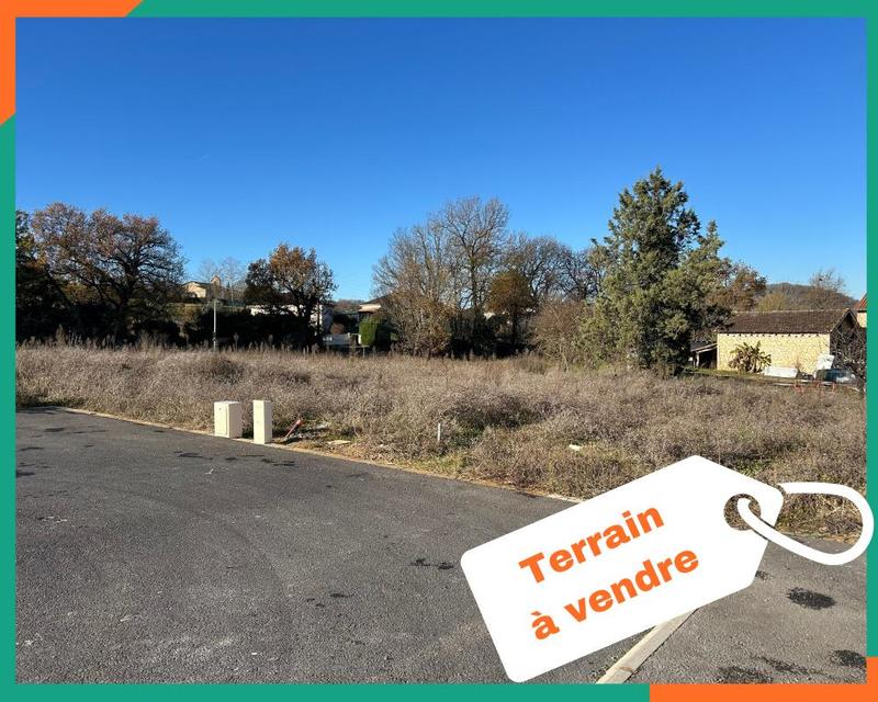 Terrain constructible - 685 m²