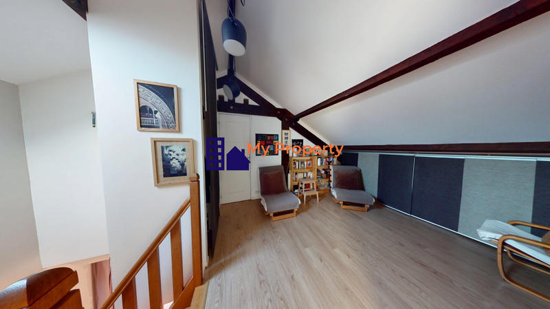 Maison traditionnelle - 127 m² - 7 pièces