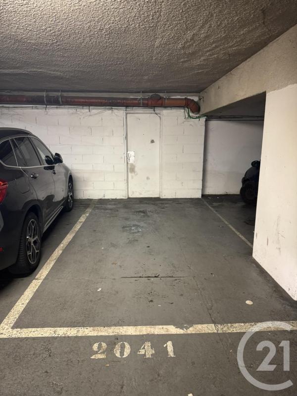 Parking - 80 m²