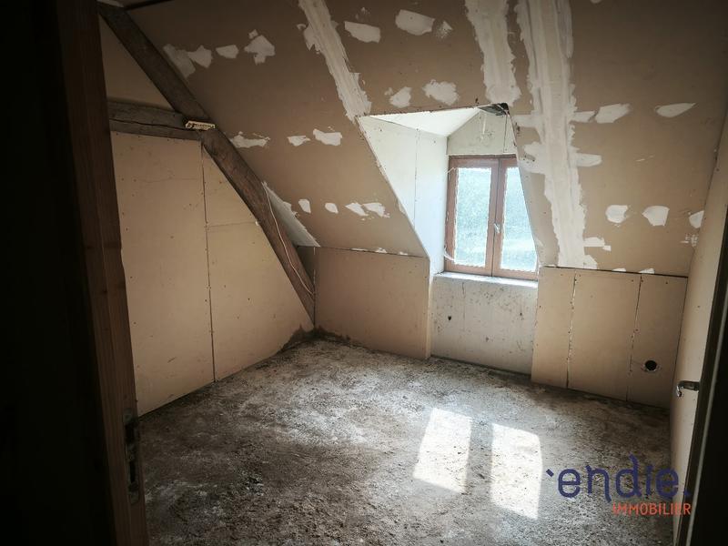 Maison - 233 m² - 10 pièces