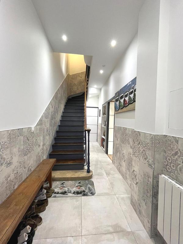 Maison ancienne - 212 m² - 8 pièces