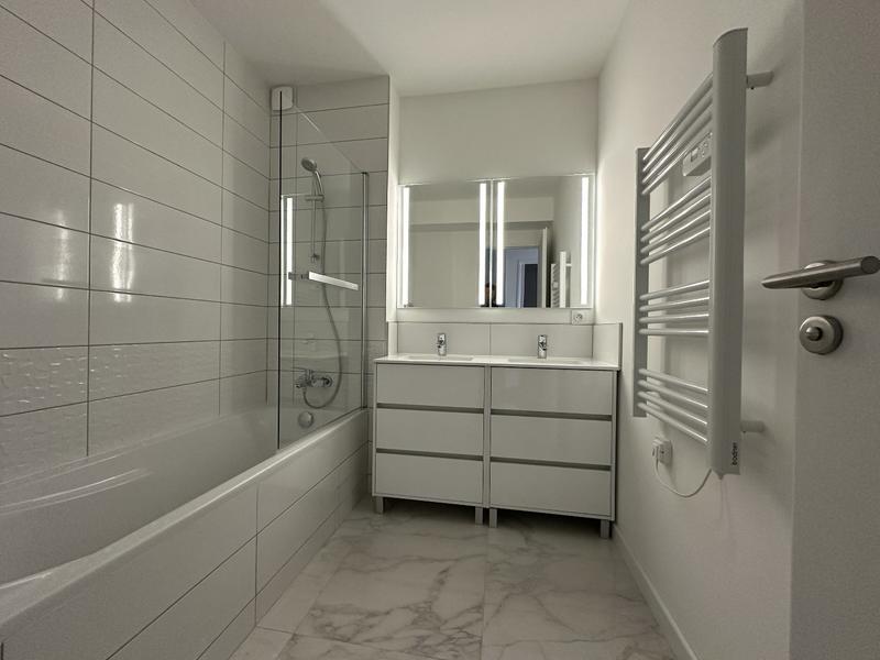 Appartement - 79 m² - 3 pièces