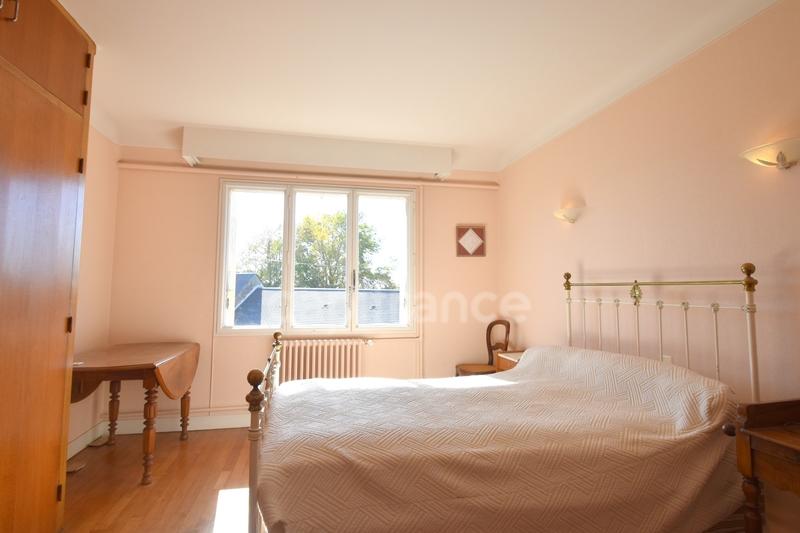 Corps de ferme - 170 m² - 11 pièces