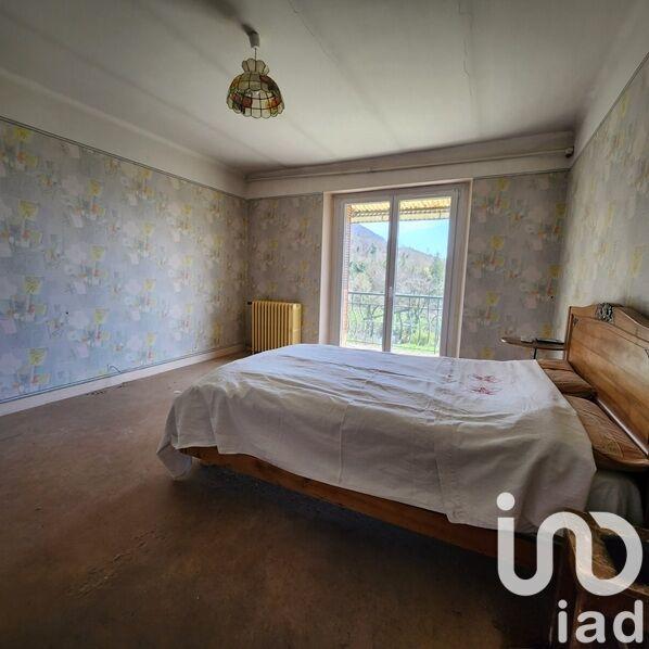 Maison - 187 m² - 7 pièces