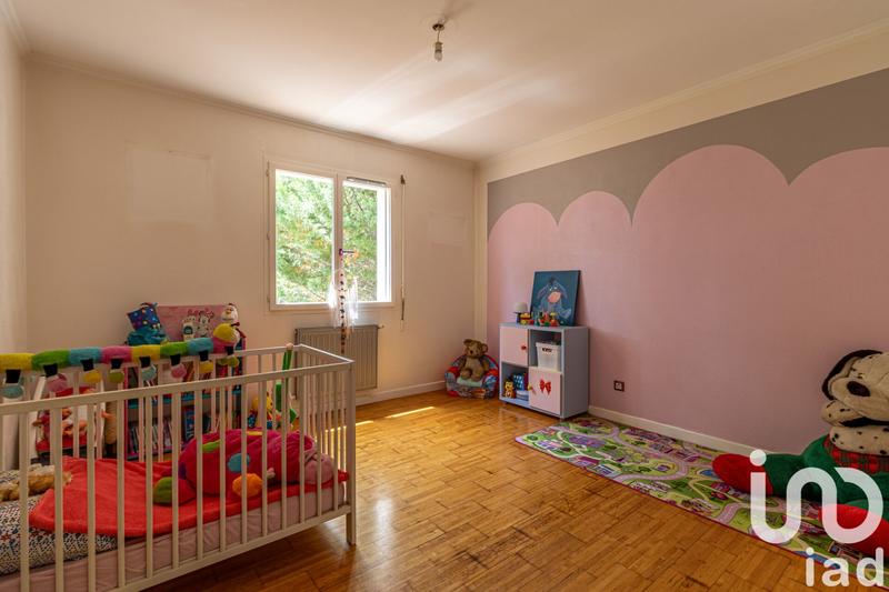 Maison - 180 m² - 6 pièces