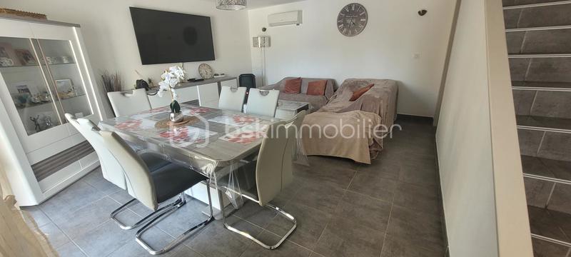 Villa - 200 m² - 8 pièces