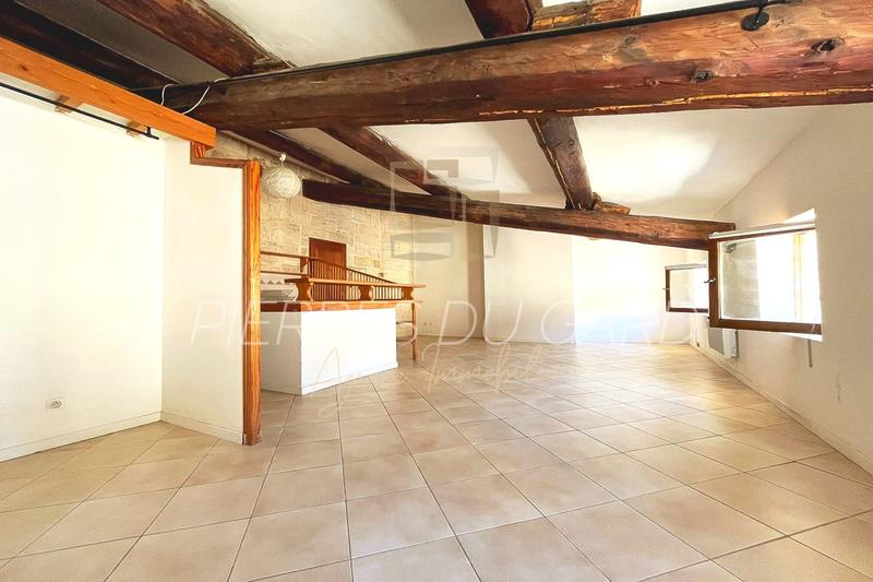 Appartement - 70 m² - 2 pièces