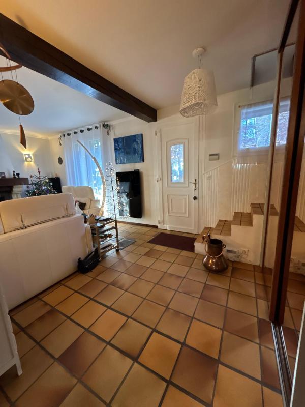 Maison - 96 m² - 4 pièces