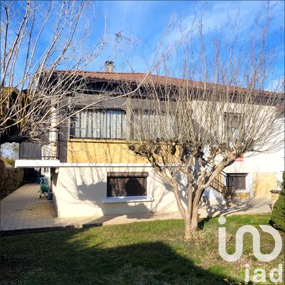 Maison - 158 m² - 5 pièces