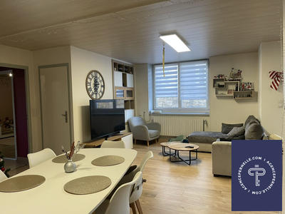 Appartement - 99 m² - 3 pièces