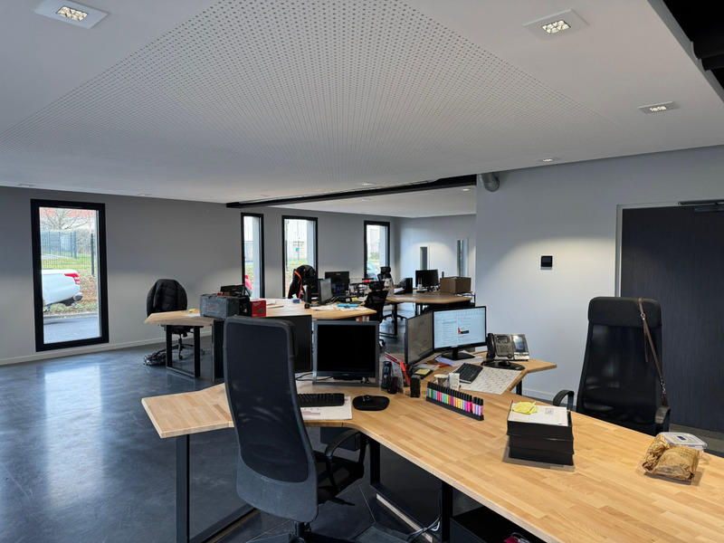 Entrepôt - 1 008 m² - 6 pièces