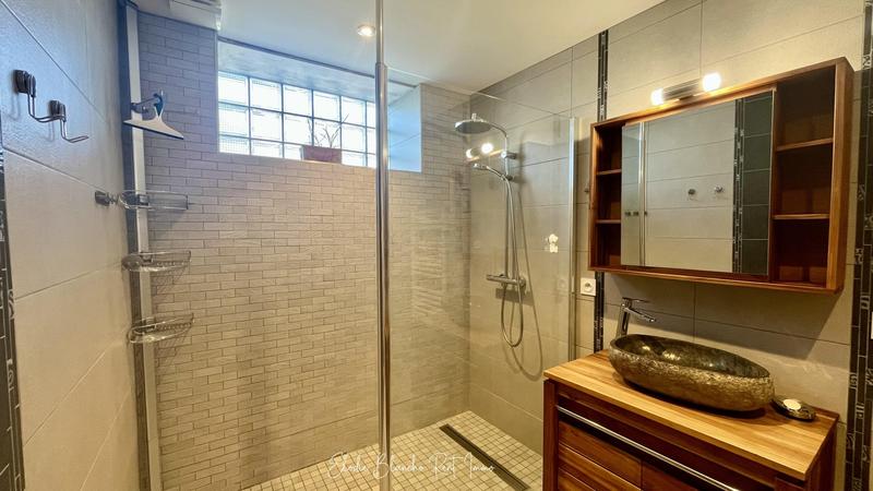 Maison - 140 m² - 7 pièces