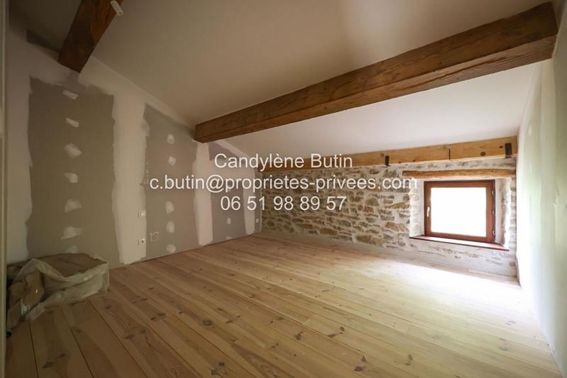 Propriété - 300 m² - 15 pièces