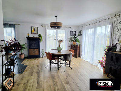 Maison contemporaine - 93 m² - 5 pièces