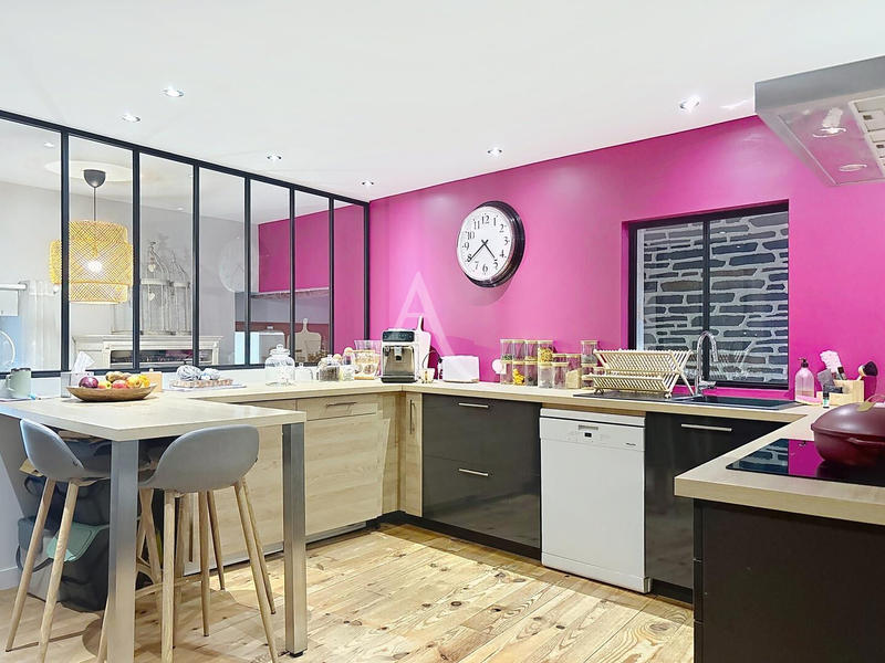 Maison - 152 m² - 6 pièces