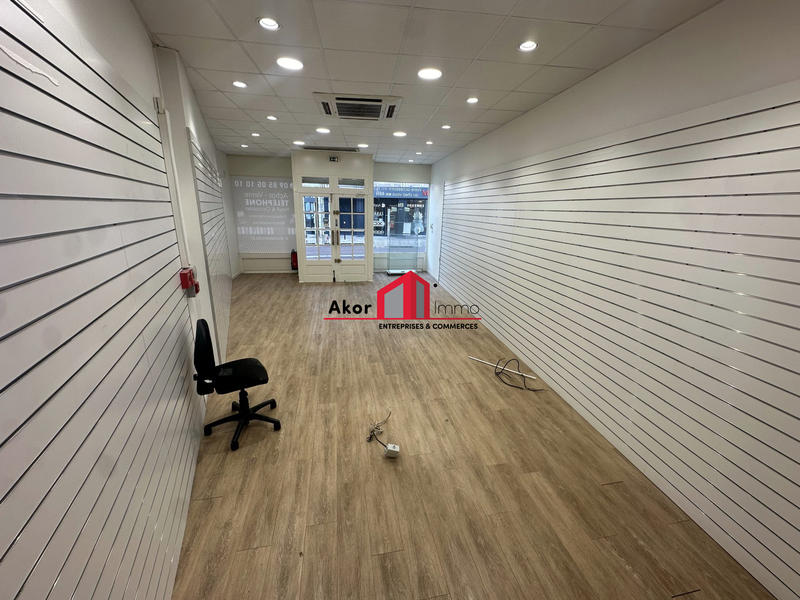 Local commercial - 73 m²