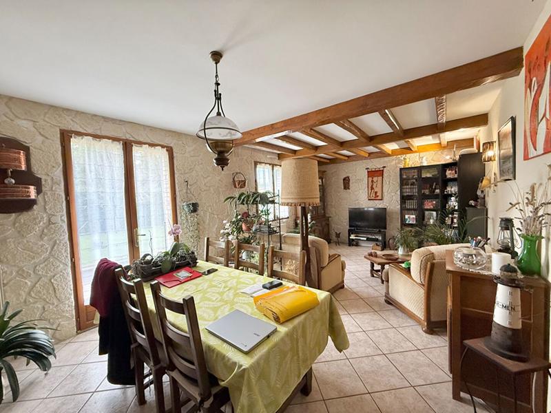 Maison - 95 m² - 4 pièces