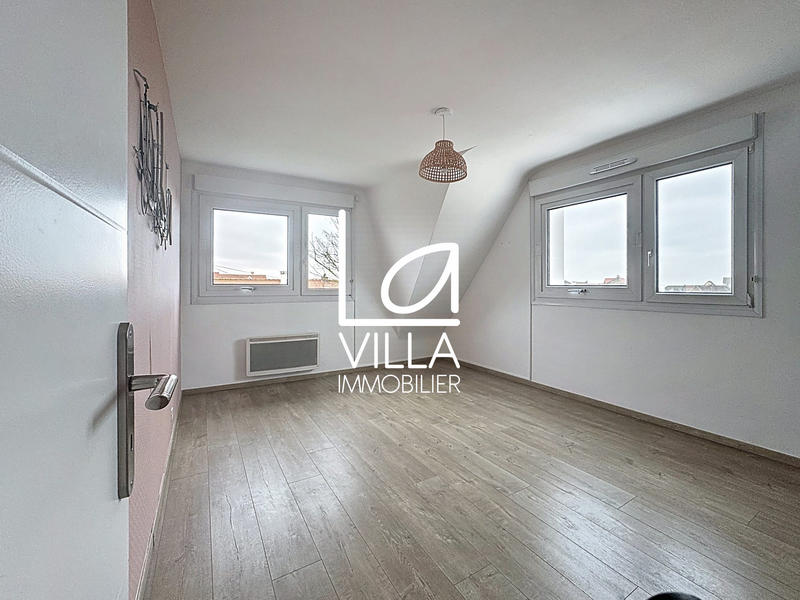 Maison - 149 m² - 10 pièces