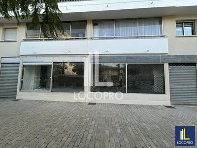 Local commercial - 140 m²