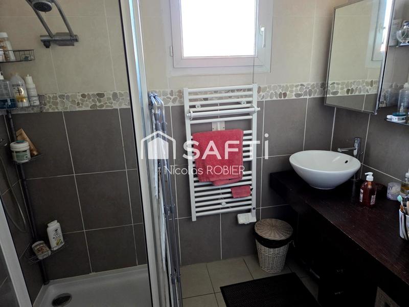 Maison - 177 m² - 6 pièces