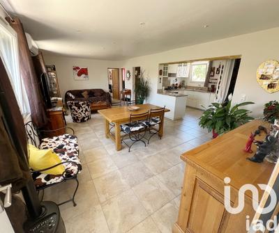 Maison - 77 m² - 3 pièces