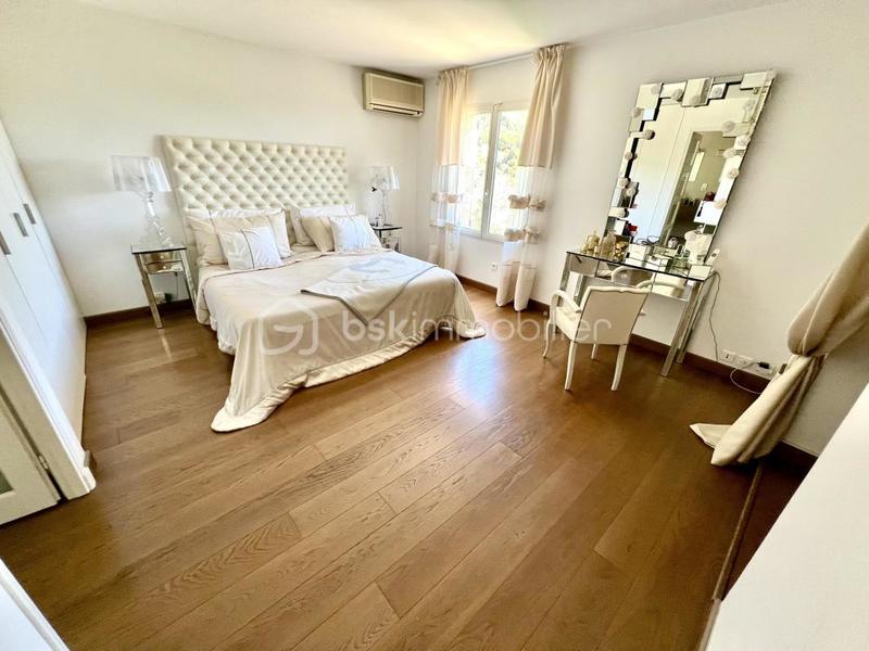 Maison d'architecte - 181 m² - 6 pièces