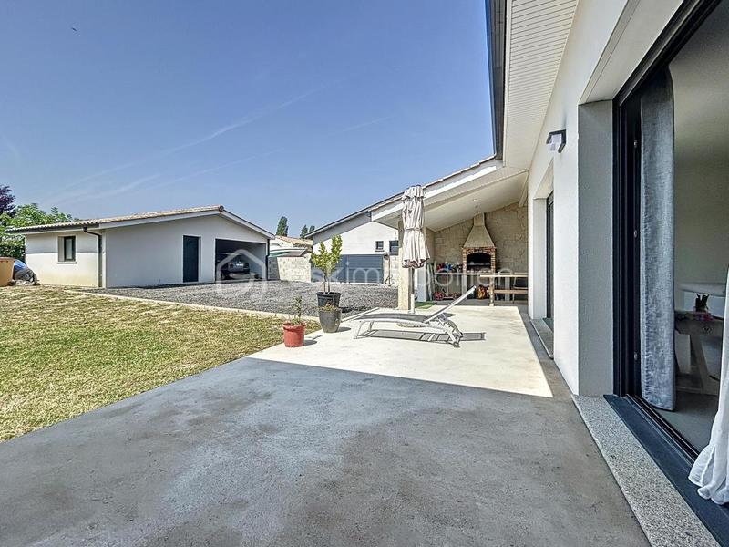 Maison - 180 m² - 5 pièces