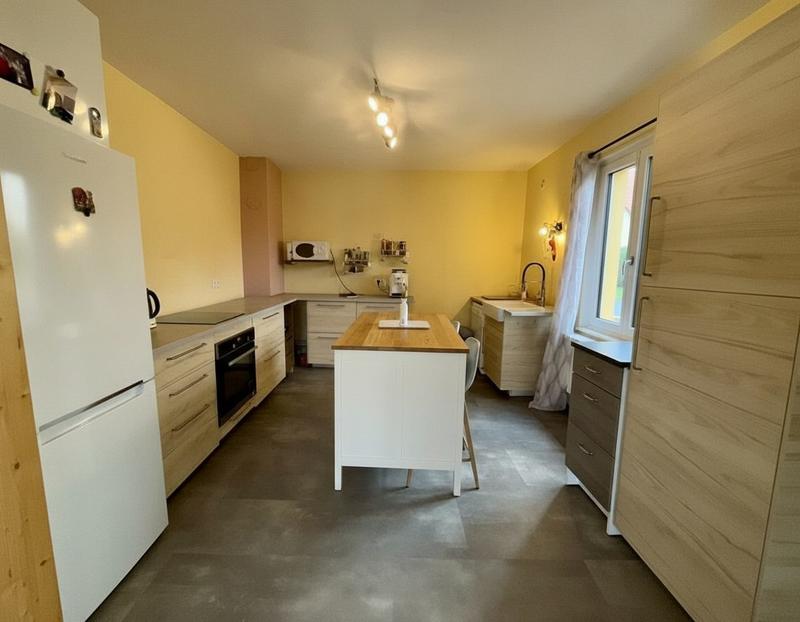 Maison traditionnelle - 153 m² - 6 pièces