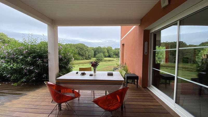 Maison contemporaine - 330 m² - 7 pièces