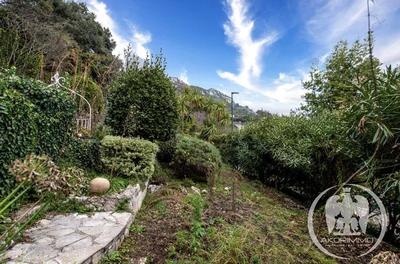 Appartement - 300 m² - 8 pièces