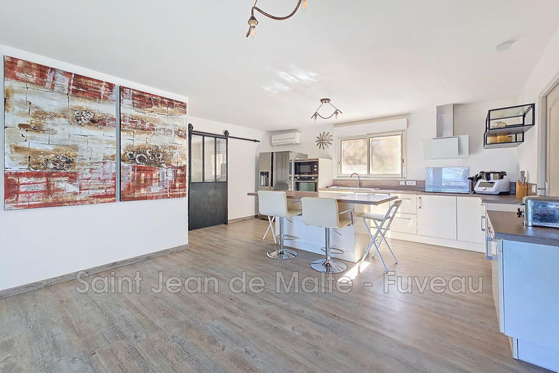 Villa - 170 m² - 7 pièces