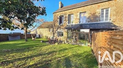 Maison - 104 m² - 5 pièces