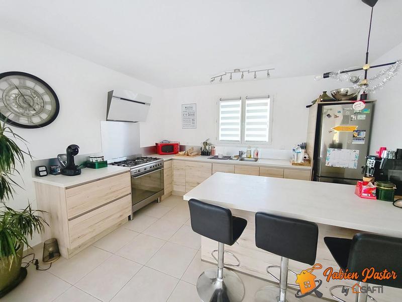 Maison - 91 m² - 4 pièces