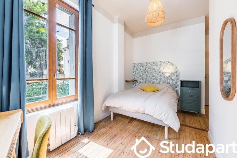 Chambre - 13 m² - 1 pièce