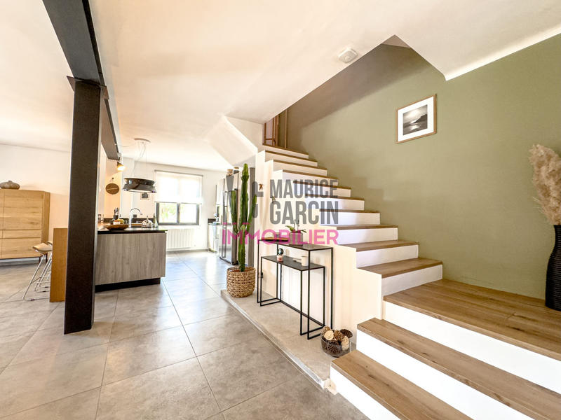 Maison - 190 m² - 6 pièces