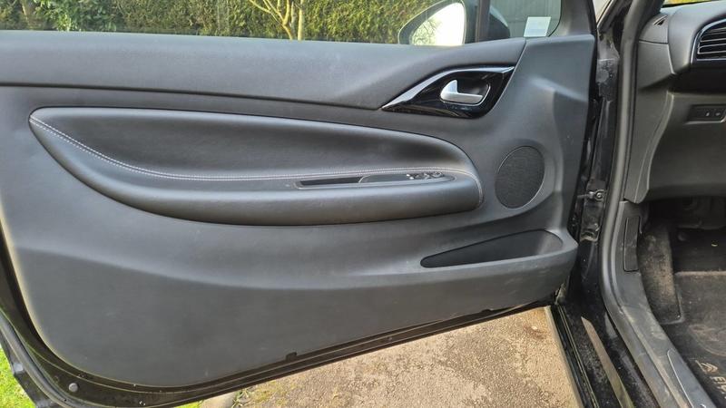 Citroën Ds3 1.6 HDi 90 So Chic - Automatique