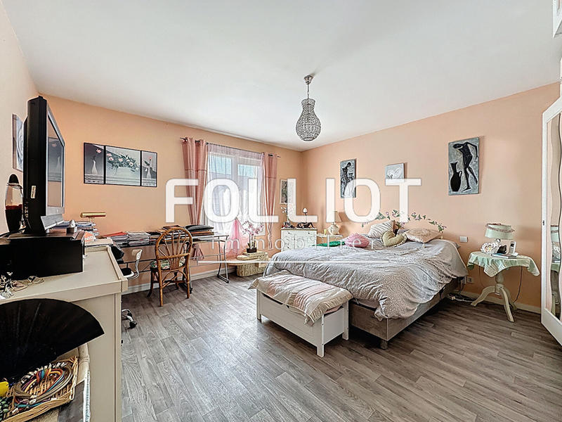 Viager - Maison - 195 m² - 9 pièces