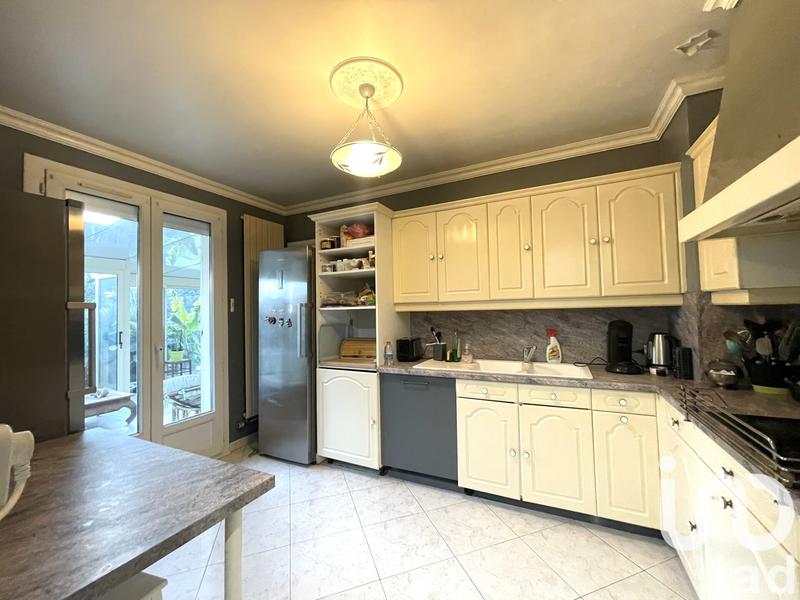 Maison - 143 m² - 7 pièces