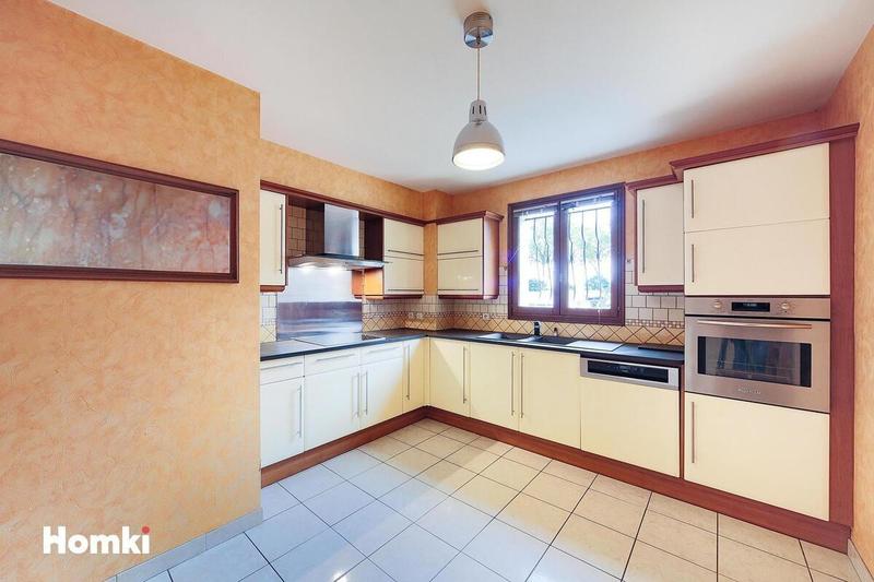 Maison - 127 m² - 6 pièces