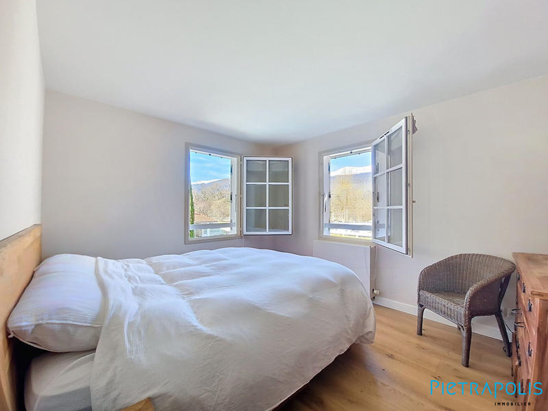 Maison - 170 m² - 6 pièces