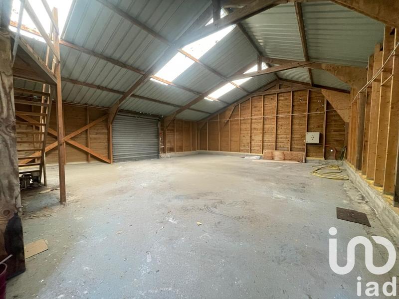 Appartement - 240 m² - 2 pièces