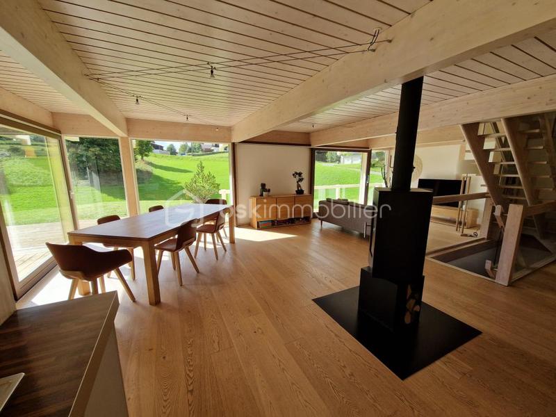 Maison - 151 m² - 7 pièces