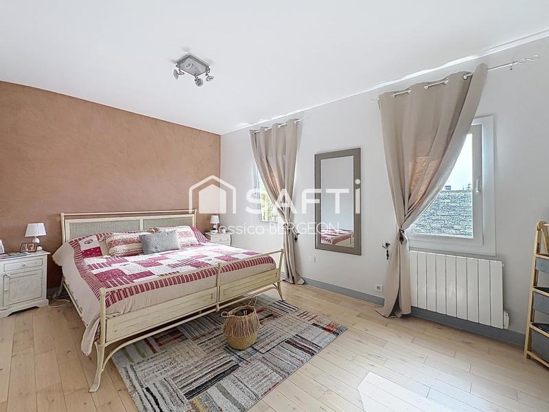 Maison de maîtres - 220 m² - 8 pièces