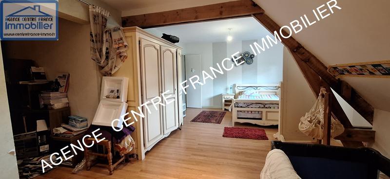 Maison - 310 m² - 8 pièces