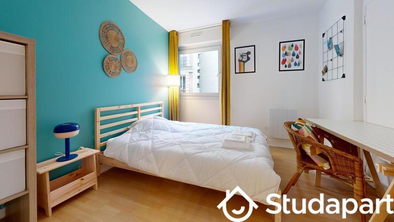 Chambre - 11 m² - 1 pièce