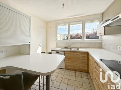 Appartement - 82 m² - 5 pièces